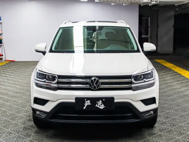 Volkswagen Tharu — Фото автомобиля 2