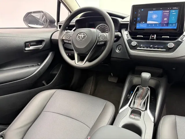 Toyota Corolla — Фото автомобиля 8