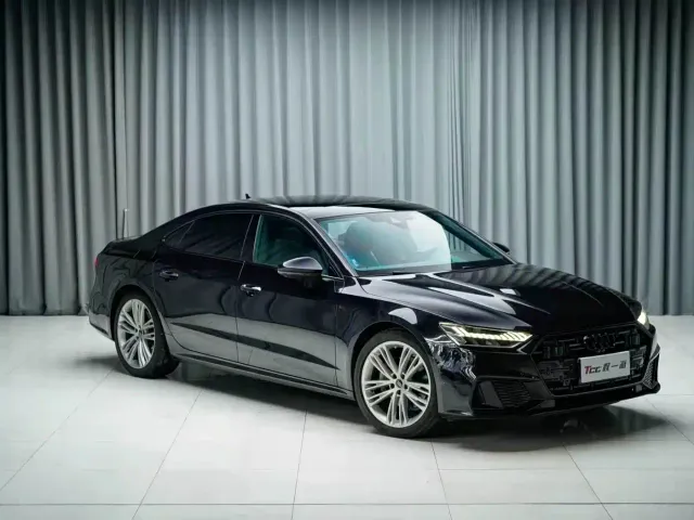 Audi A7L — Фото автомобиля 2