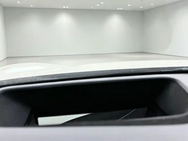 Xiaomi SU7 — Фото автомобиля 9