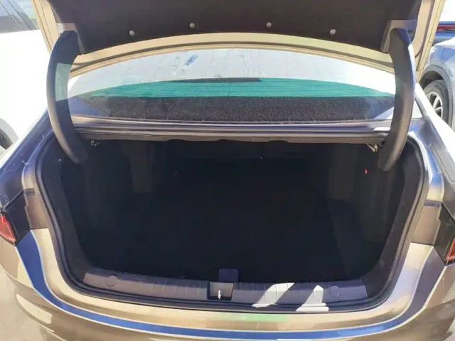 BYD Qin PLUS — Фото автомобиля 18