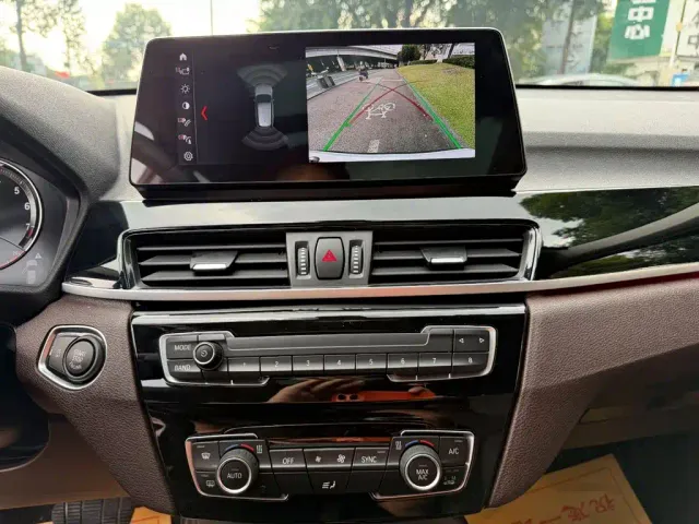 BMW X1 — Фото автомобиля 10