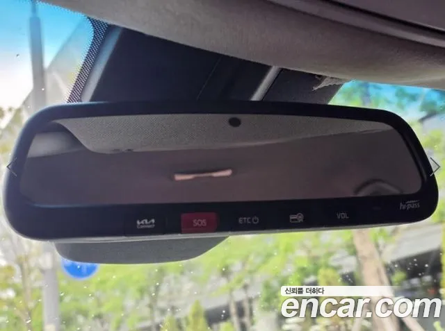 Kia Niro — Фото автомобиля 14