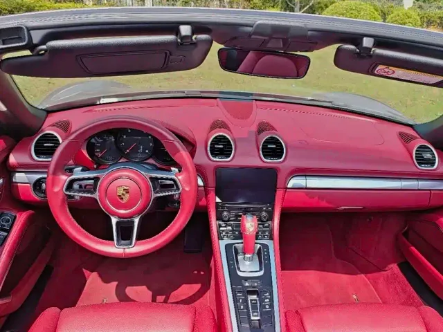 Porsche 718 — Фото автомобиля 11