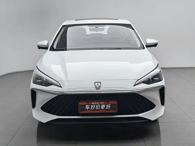 Roewe i5 — Фото автомобиля 3