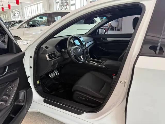 Honda Inspire — Фото автомобиля 4