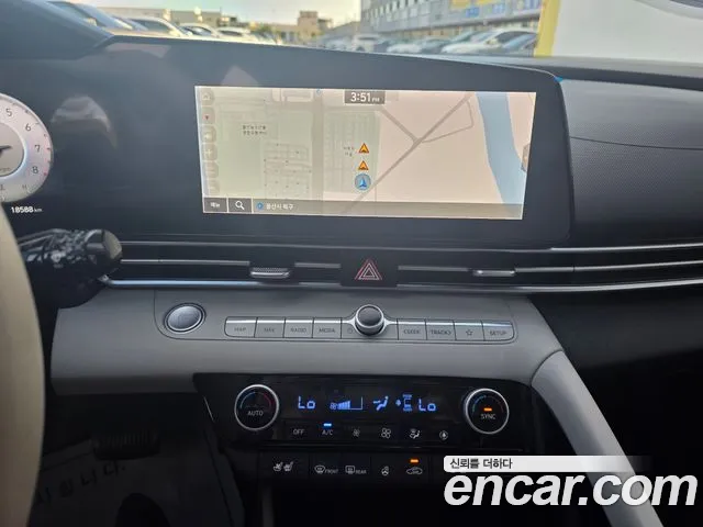 Hyundai Avante CN7 — Фото автомобиля 12
