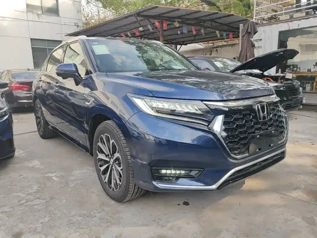Honda UR-V — Фото автомобиля 3