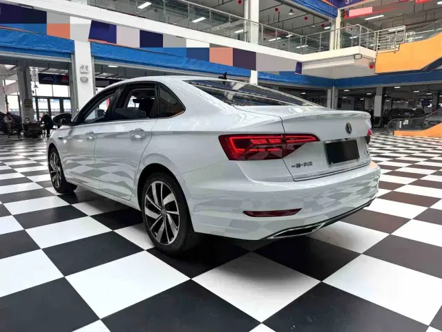 Volkswagen Sagitar — Фото автомобиля 18