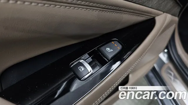 Kia K8 K8 Hybrid — Фото автомобиля 24