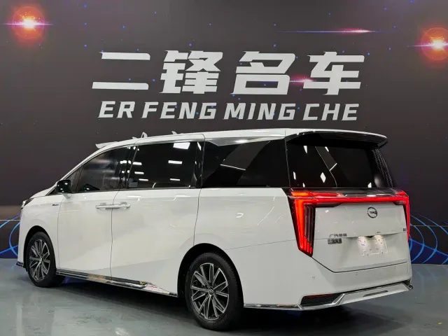 GAC Trumpchi M8 — Фото автомобиля 6