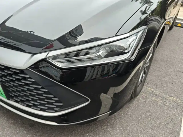 BYD Qin PLUS — Фото автомобиля 23