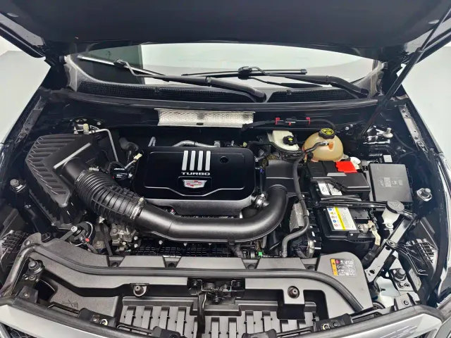 Cadillac XT5 — Фото автомобиля 13