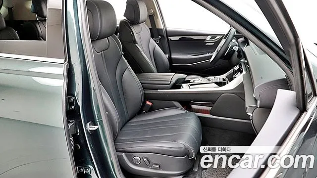 Genesis GV80 — Фото автомобиля 12