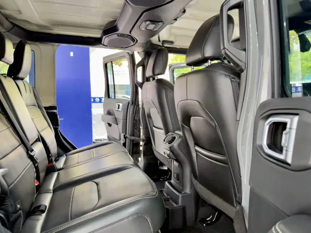 Jeep Wrangler 4xe — Фото автомобиля 15