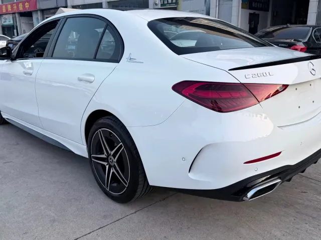 Mercedes-Benz C-Class — Фото автомобиля 9