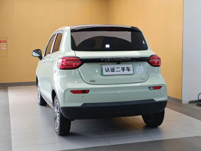 Leapmotor T03 — Фото автомобиля 25