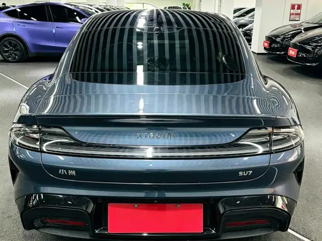 Xiaomi SU7 — Фото автомобиля 5