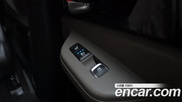 Kia Carnival 4th Gen — Фото автомобиля 25