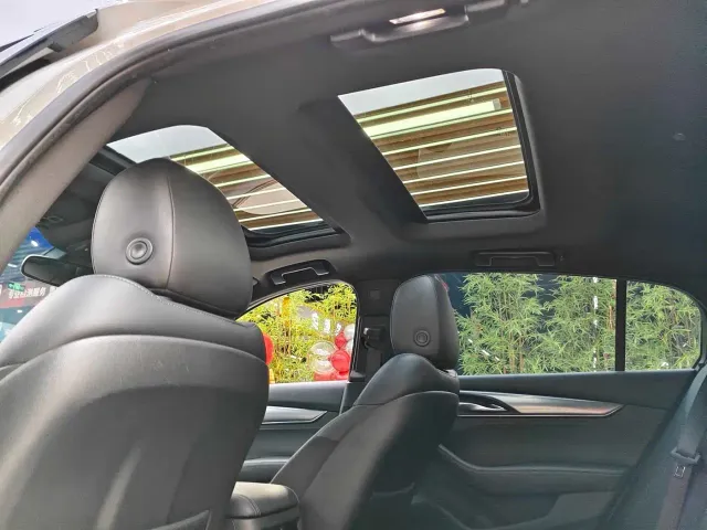 Cadillac CT5 — Фото автомобиля 11