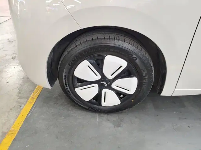 Wuling Hongguang Mini EV — Фото автомобиля 22
