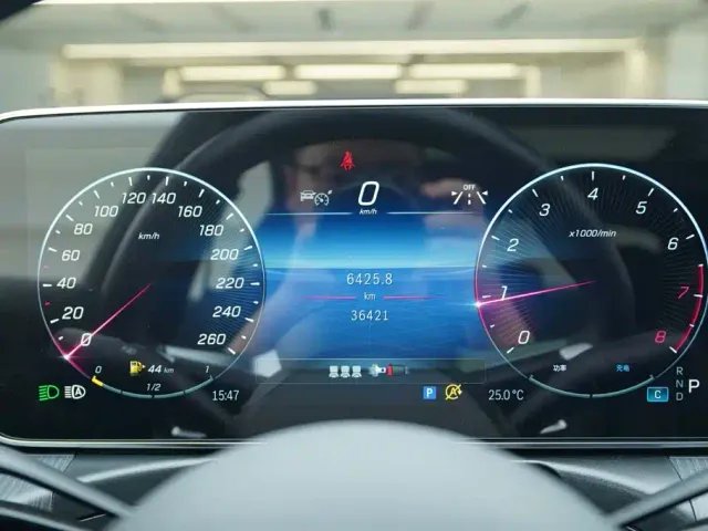 Mercedes-Benz C-Class — Фото автомобиля 8