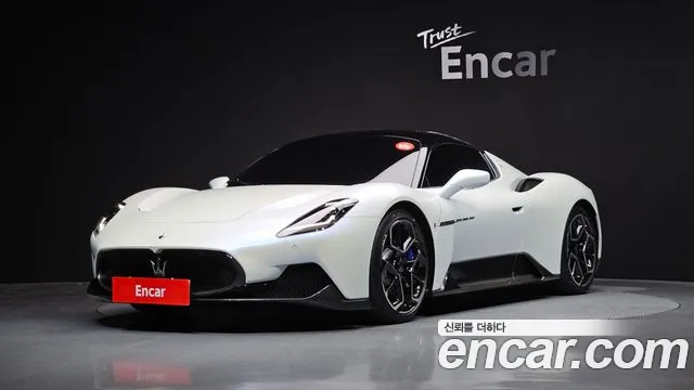Фотография автомобиля — Maserati MC20