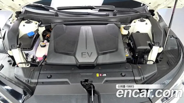Kia EV6 — Фото автомобиля 9