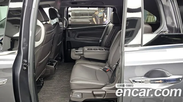 Honda Odyssey — Фото автомобиля 26