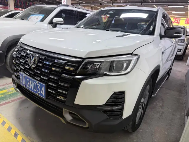 Фотография автомобиля — Changan CS75