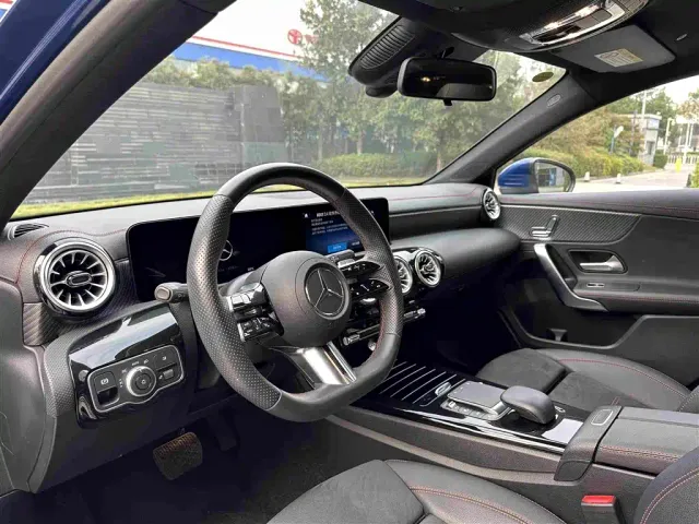 Mercedes-Benz A-Class — Фото автомобиля 4