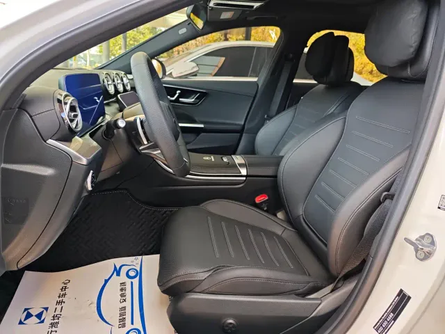 Mercedes-Benz C-Class — Фото автомобиля 7