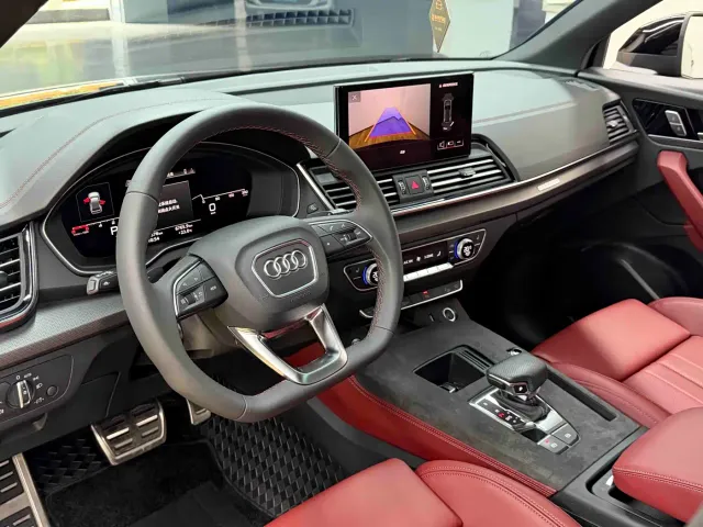 Audi Q5L — Фото автомобиля 11