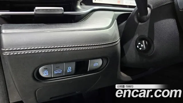 Genesis G90 Бензин 3.5 турбо AWD — Фото автомобиля 14