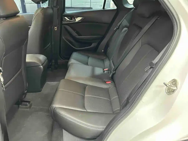 Mazda CX-4 — Фото автомобиля 20