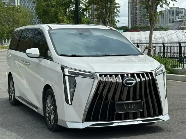 GAC Trumpchi M8 — Фото автомобиля 3