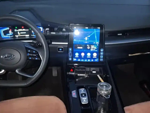 Hyundai Custo — Фото автомобиля 13