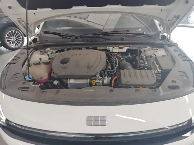 Geely Galaxy L6 — Фото автомобиля 19