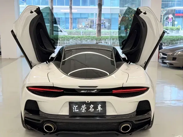 McLaren GT — Фото автомобиля 9