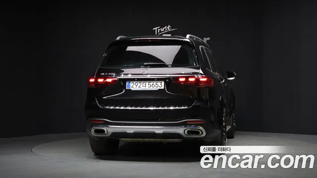 Mercedes-Benz GLS-Class — Фото автомобиля 4
