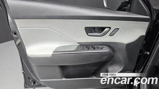 Hyundai Kona SX2 — Фото автомобиля 12