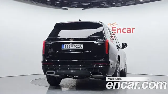 Cadillac XT6 — Фото автомобиля 4