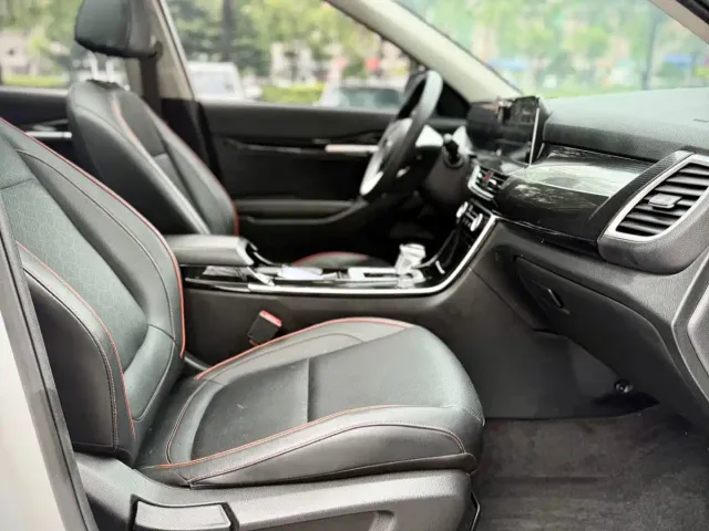 Kia Seltos — Фото автомобиля 13