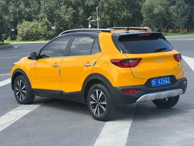 Kia KX1 — Фото автомобиля 4