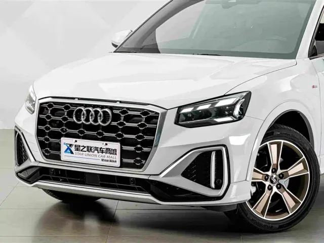 Audi Q2L — Фото автомобиля 2