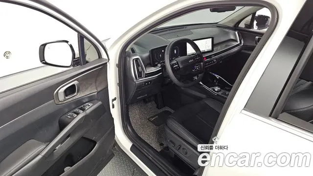 Kia Sorento Новый Sorento 4 поколение Бензин 2.5T 2WD — Фото автомобиля 11