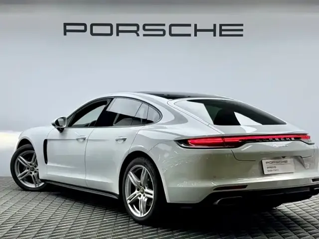 Porsche Panamera — Фото автомобиля 6