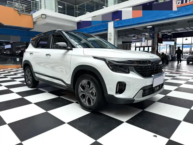 Kia Seltos — Фото автомобиля 3