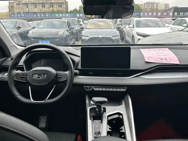 Geely Xingrui — Фото автомобиля 7