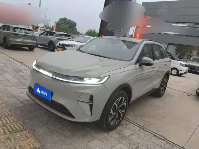 Фотография автомобиля — Haval Xiaolong MAX